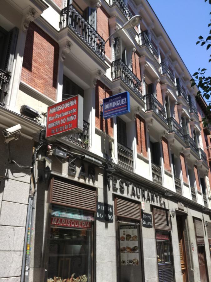 Pension Dominguez Madrid Eksteriør billede